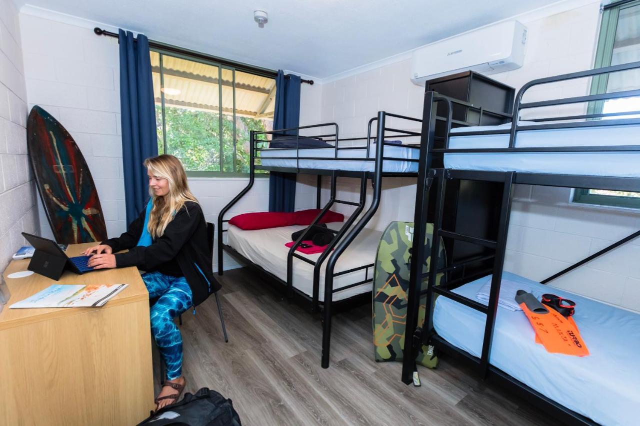 Manta & Scuba Centre Hostel